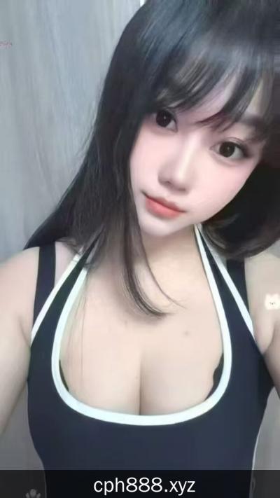 性感大胸妹妹