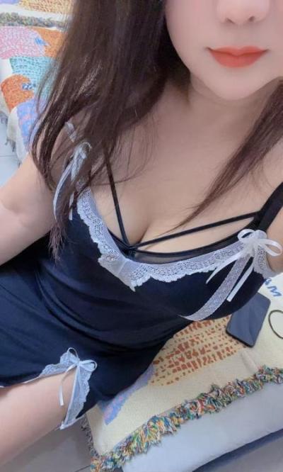津南巨臀姐姐