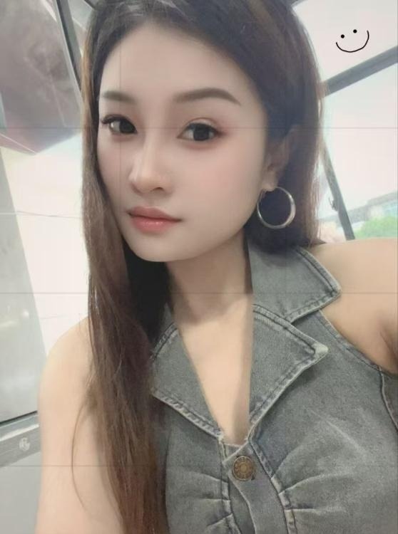重庆观音桥美女小芯芯