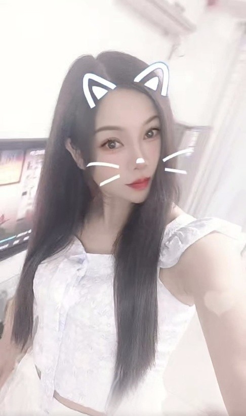 河南岸小姐姐