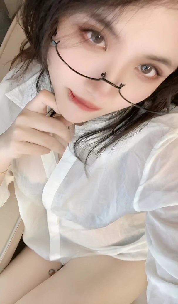 建邺制服服务系少妇