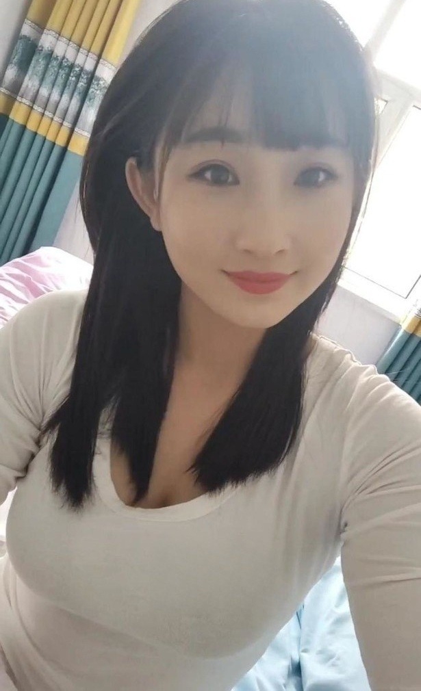 重庆极品兼职嫩妹