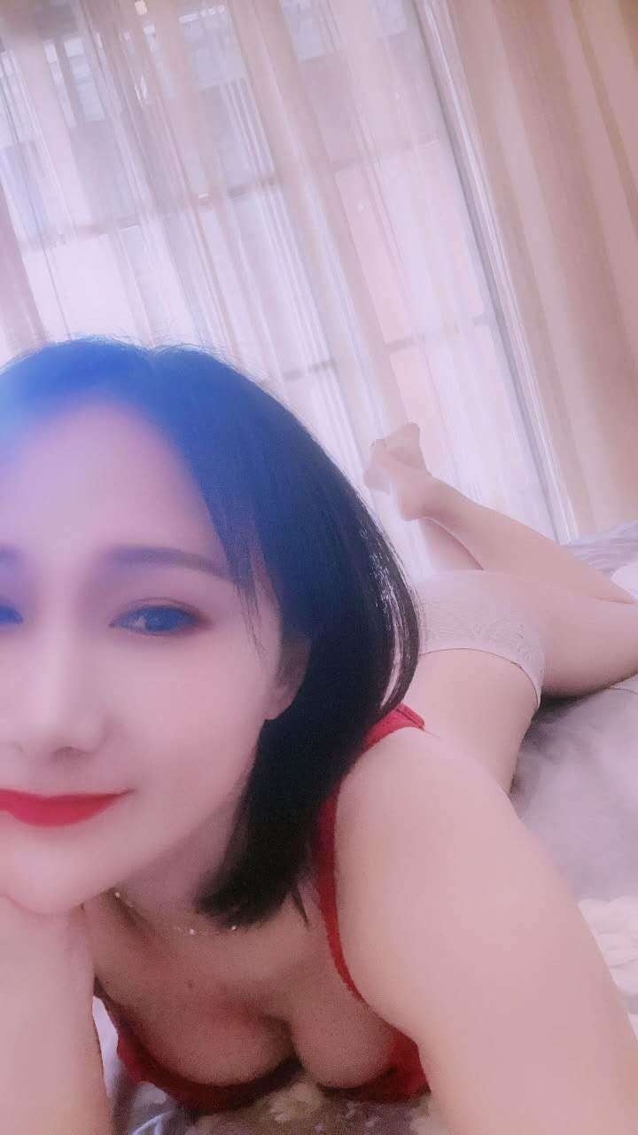 [东城区] 前凸后翘的大胸少妇！